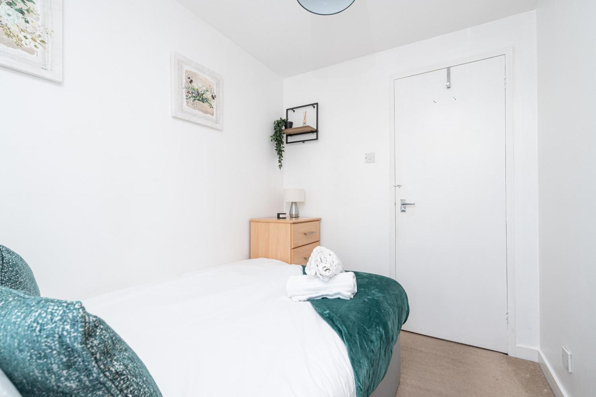 Appartamento Canadawater-2bedroom-1bathroom-free Parking *
